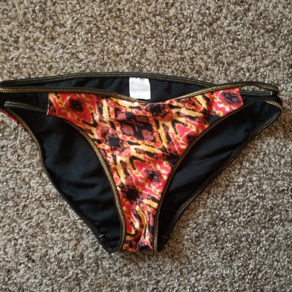 Sunset Bikini - Picture 3 of 4